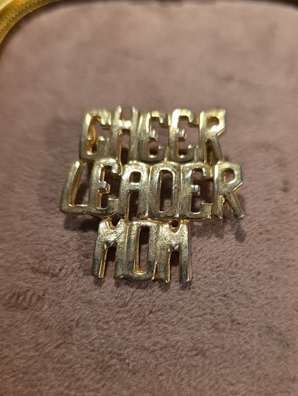 Gold 'Cheer Leader Mom' Pin Brooch - Women Accessories